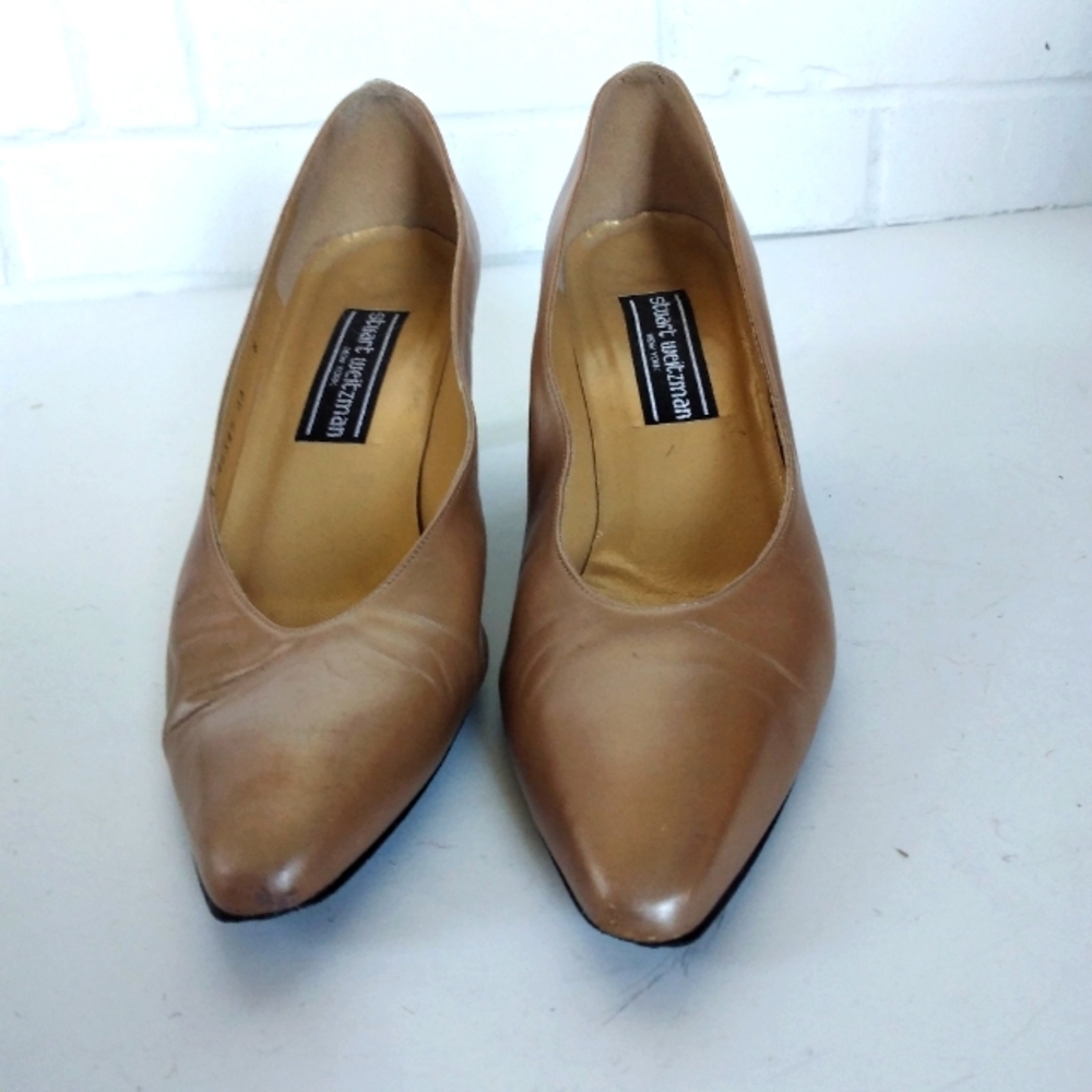 Stuart Weitzman  lizard beige  metallic sz 8
